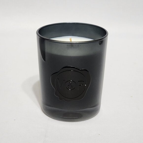 Spicebomb by Viktor & Rolf Men 5.82 oz / 165 g Scented Candle - Picture 4 of 6